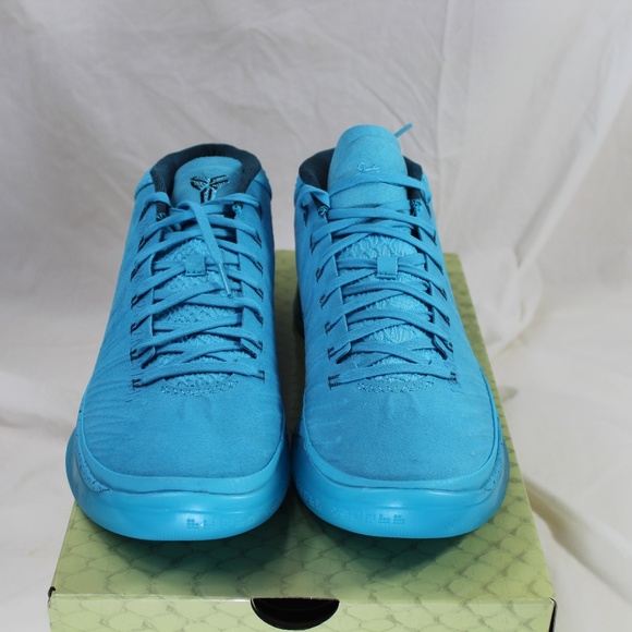 Nike Kobe AD Mid Honesty Athletic Basketball Shoe - Picture 2 of 8